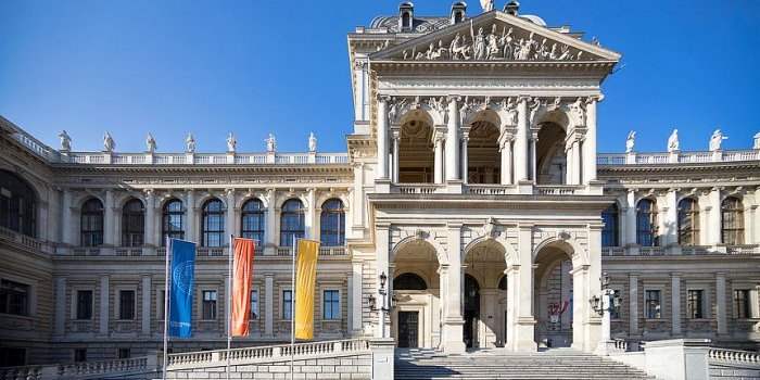 Visite du bâtiment principal de l'Université de Vienne